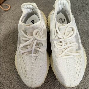 Yeezy Cream White Sneakers